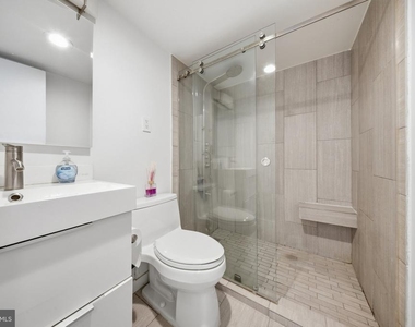1330 New Hampshire Avenue Nw - Photo Thumbnail 22