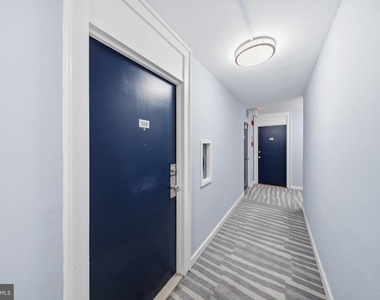 1330 New Hampshire Avenue Nw - Photo Thumbnail 4