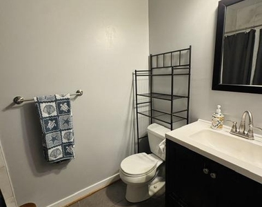 37 T Street Ne - Photo Thumbnail 11