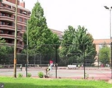 1111 25th Street Nw - Photo Thumbnail 10