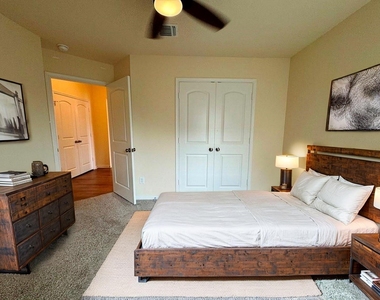 5115 Leaning Tree Dr - Photo Thumbnail 18