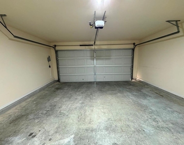 5115 Leaning Tree Dr - Photo Thumbnail 35