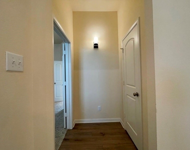 5115 Leaning Tree Dr - Photo Thumbnail 27
