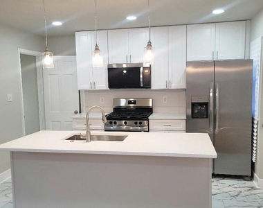 414 Orange Street Se - Photo Thumbnail 5