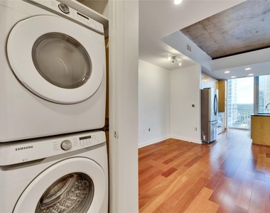 360 Nueces St - Photo Thumbnail 16