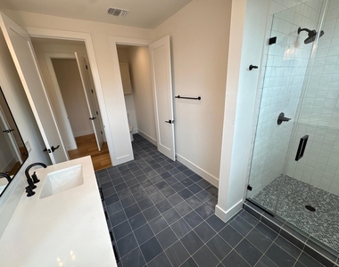 4806 Lott Ave - Photo Thumbnail 15