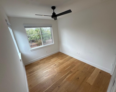 4806 Lott Ave - Photo Thumbnail 21