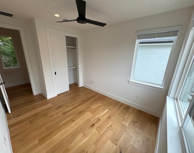 4806 Lott Ave - Photo Thumbnail 20