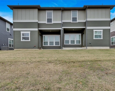 1015 Vista View Dr - Photo Thumbnail 20