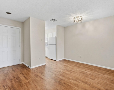 8811 Schick Rd - Photo Thumbnail 5
