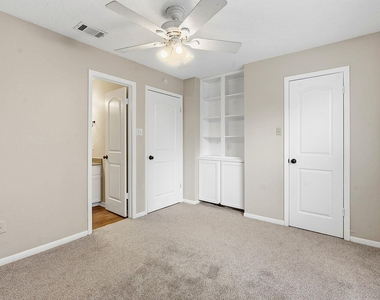 8811 Schick Rd - Photo Thumbnail 16