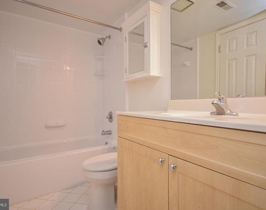 3631 38th Street Nw - Photo Thumbnail 13