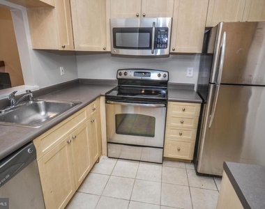 3631 38th Street Nw - Photo Thumbnail 7