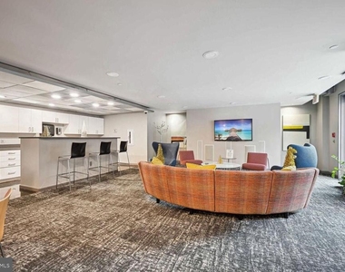 1300 N Street Nw - Photo Thumbnail 19