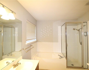 8311 Columbia Falls Dr - Photo Thumbnail 9