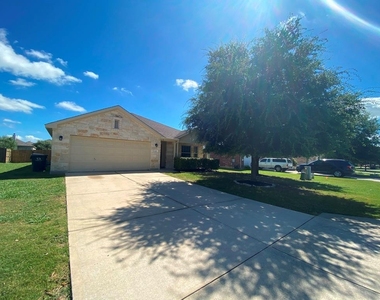 285 Amber Ash Dr - Photo Thumbnail 1