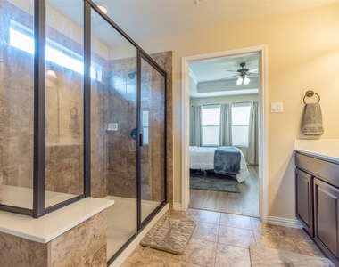 9916 Wading Pool Path - Photo Thumbnail 23