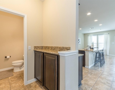 9916 Wading Pool Path - Photo Thumbnail 8