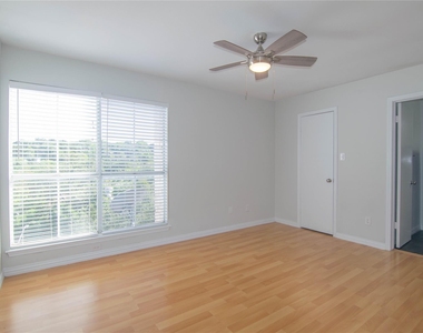 6804 Old Quarry Ln - Photo Thumbnail 12