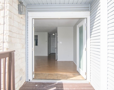 6804 Old Quarry Ln - Photo Thumbnail 14