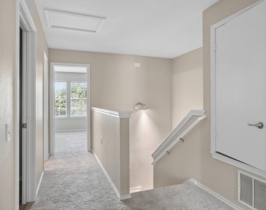3512 Sand Dunes Ave - Photo Thumbnail 10