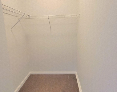 2525 Haywood Estates Lane - Photo Thumbnail 6