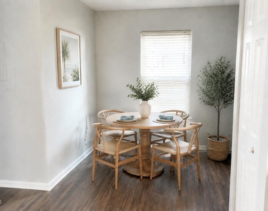 2525 Haywood Estates Lane - Photo Thumbnail 19