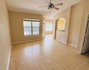 7800 Point Meadows Drive - Photo Thumbnail 20