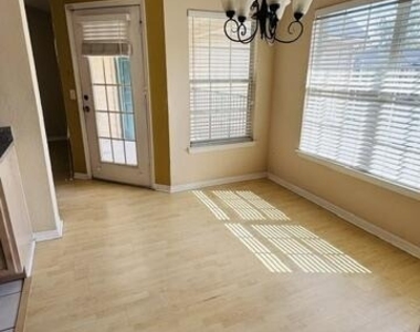 7800 Point Meadows Drive - Photo Thumbnail 19