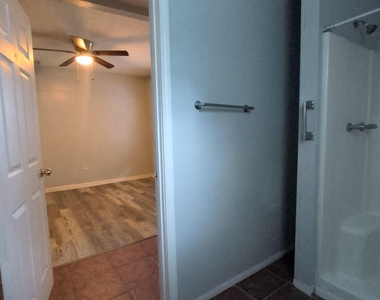 654 Beechwood Street - Photo Thumbnail 12