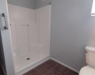 654 Beechwood Street - Photo Thumbnail 10