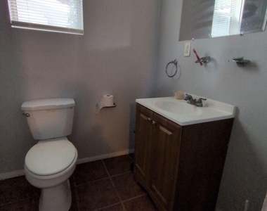 654 Beechwood Street - Photo Thumbnail 11