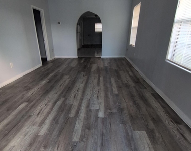 654 Beechwood Street - Photo Thumbnail 1