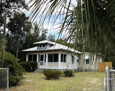142 Euclid Avenue - Photo Thumbnail 1