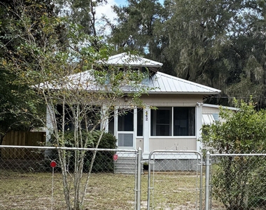 142 Euclid Avenue - Photo Thumbnail 2