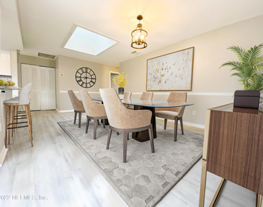 104 Coral Court - Photo Thumbnail 8