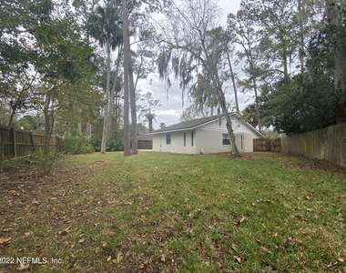 104 Coral Court - Photo Thumbnail 28