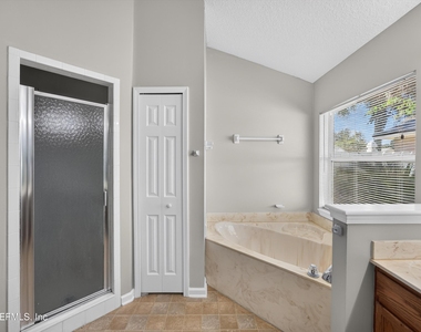 14147 Fish Eagle Drive E - Photo Thumbnail 18