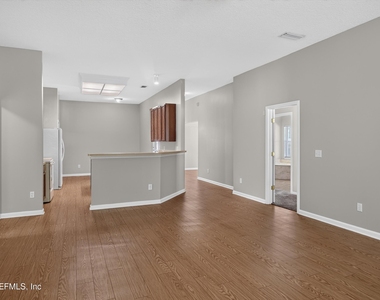14147 Fish Eagle Drive E - Photo Thumbnail 9