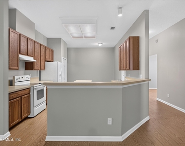 14147 Fish Eagle Drive E - Photo Thumbnail 10