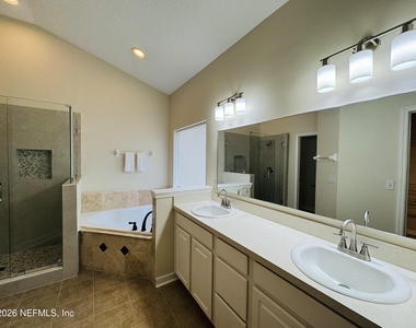 1796 Ferncreek Drive - Photo Thumbnail 15