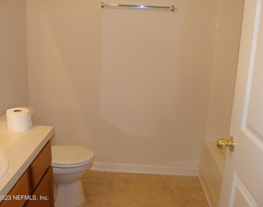 6094 Maggies Circle - Photo Thumbnail 11
