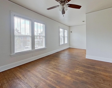 1279 Belmont Terrace - Photo Thumbnail 2