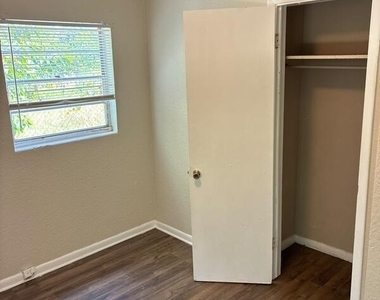 4520 Bessie Circle W - Photo Thumbnail 1