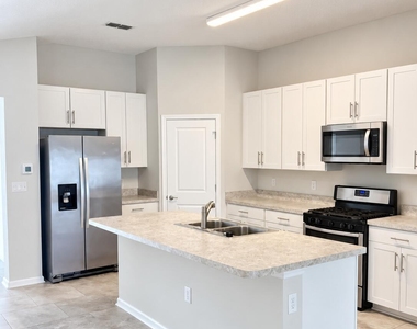 78 Newland Court - Photo Thumbnail 1