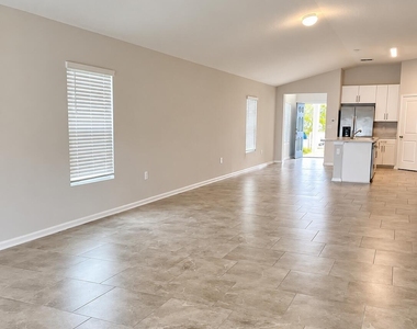 78 Newland Court - Photo Thumbnail 3