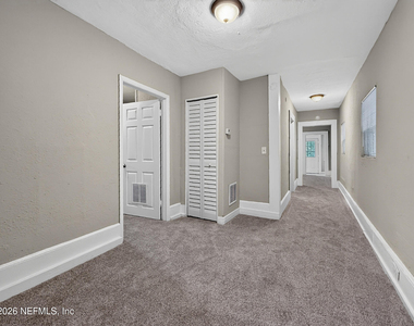 1524 Pasco Street - Photo Thumbnail 14