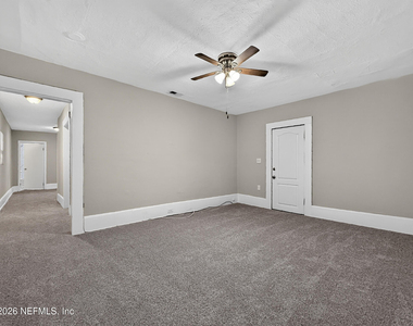1524 Pasco Street - Photo Thumbnail 9