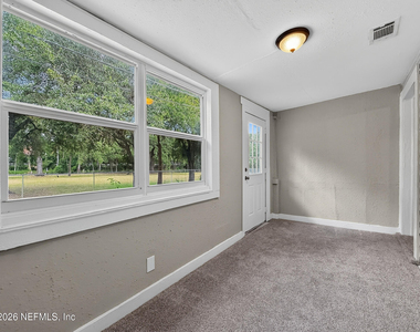 1524 Pasco Street - Photo Thumbnail 8