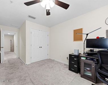 860 S Black Cherry Drive - Photo Thumbnail 8